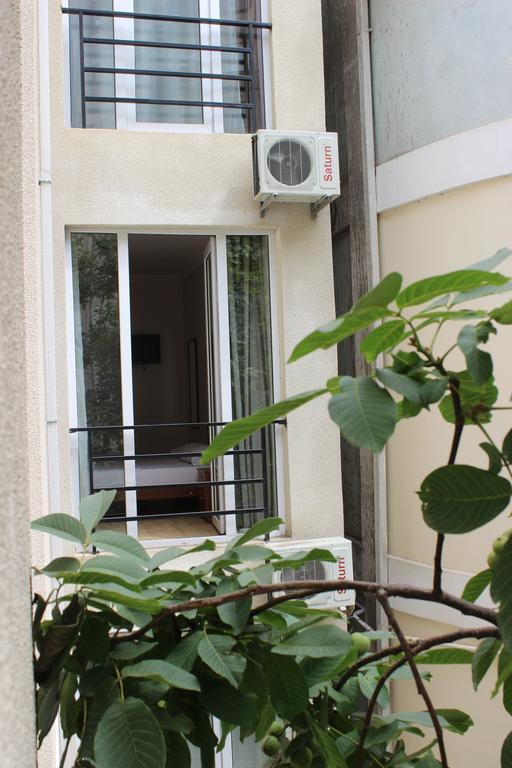 Hotel Nina Tiflis Exterior foto